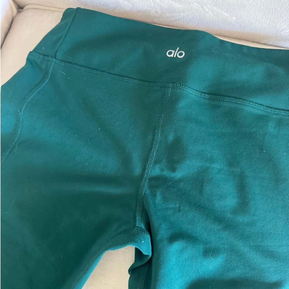ALO Women’s Moto Leggings Size M Emerald Green High Waist Ribbed Panel Tights